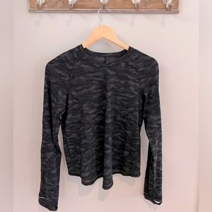LULULEMON camo long sleeve size 4